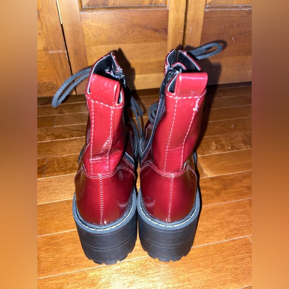 Maroon Boots - Picture 4 of 6